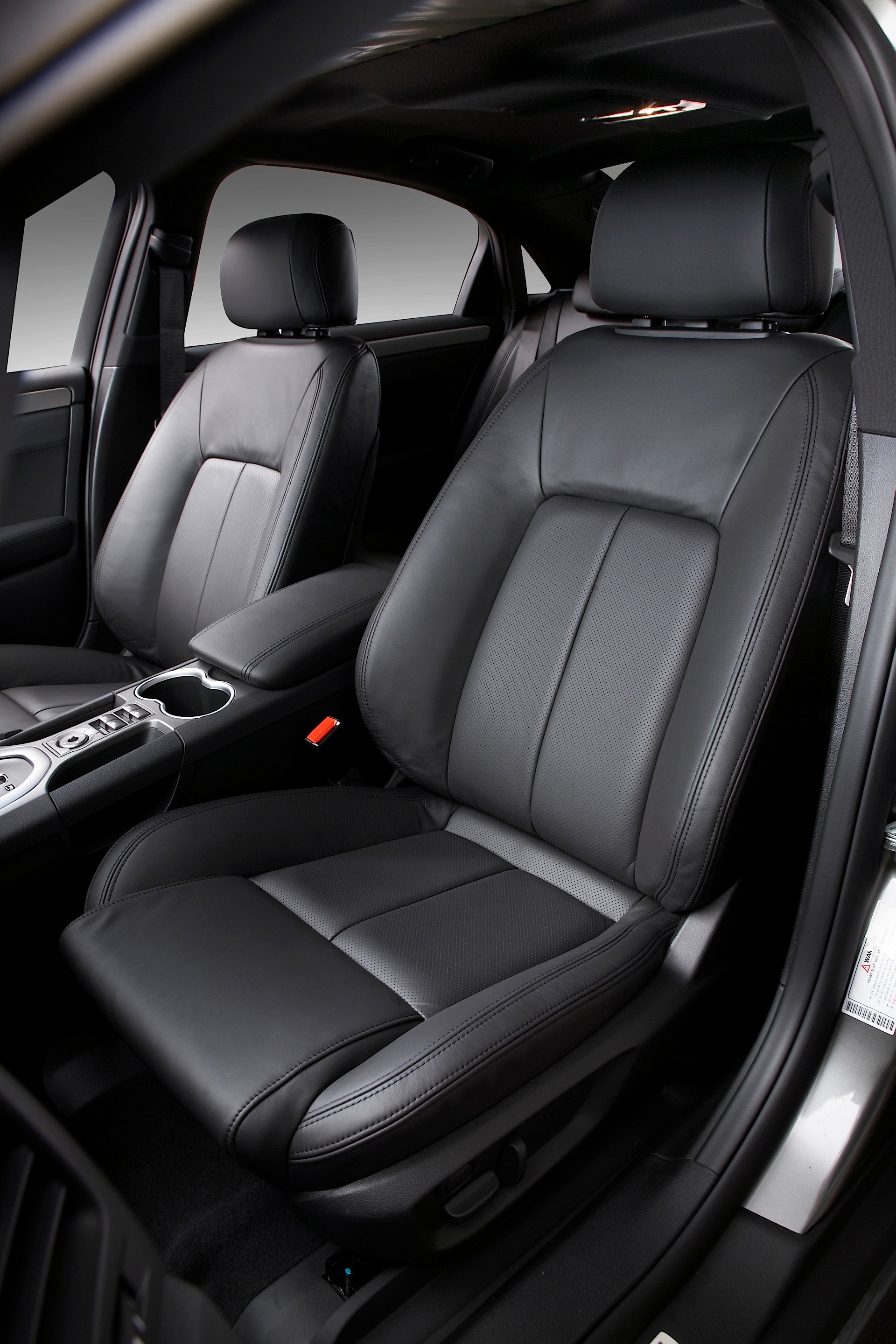 Holden Caprice/Statesman photo 23