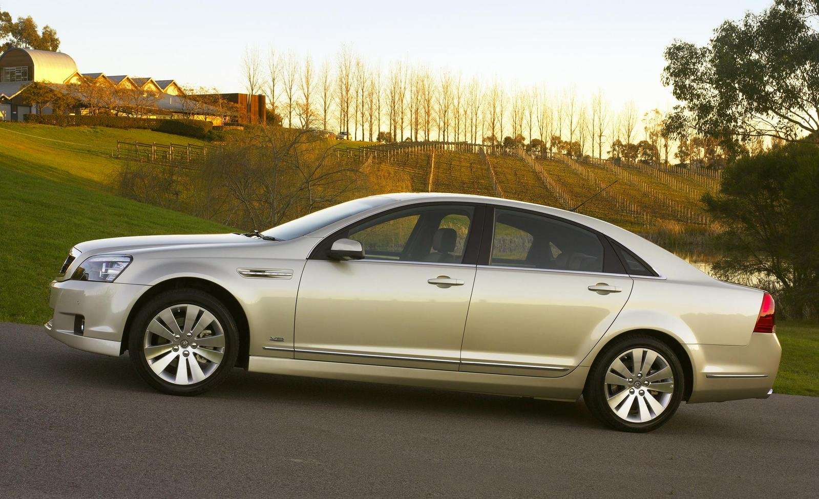 Holden Caprice/Statesman photo 10