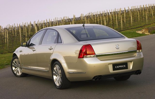 Holden Caprice/Statesman photo 15