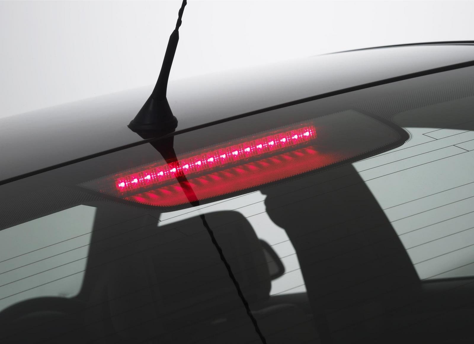 Holden Caprice/Statesman photo 26