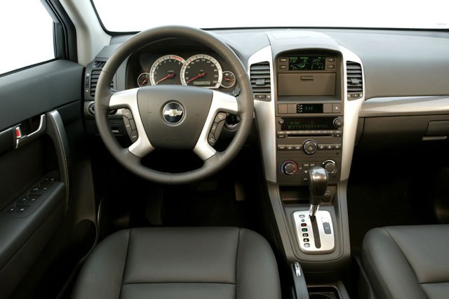 Holden Captiva photo 37