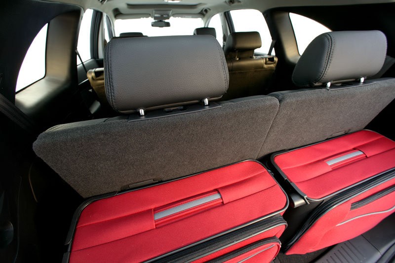 Holden Captiva photo 39