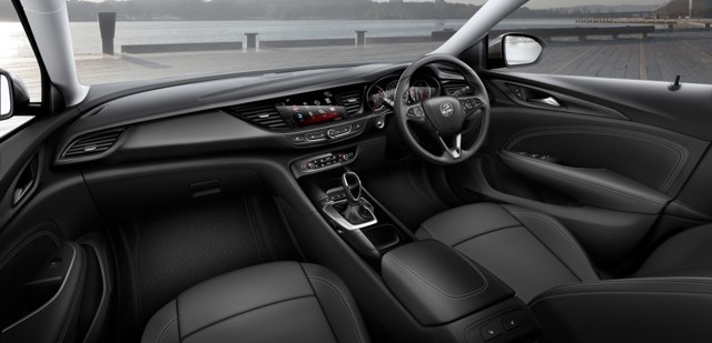 Holden Commodore Sedan photo 25