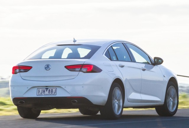 Holden Commodore Sedan photo 11