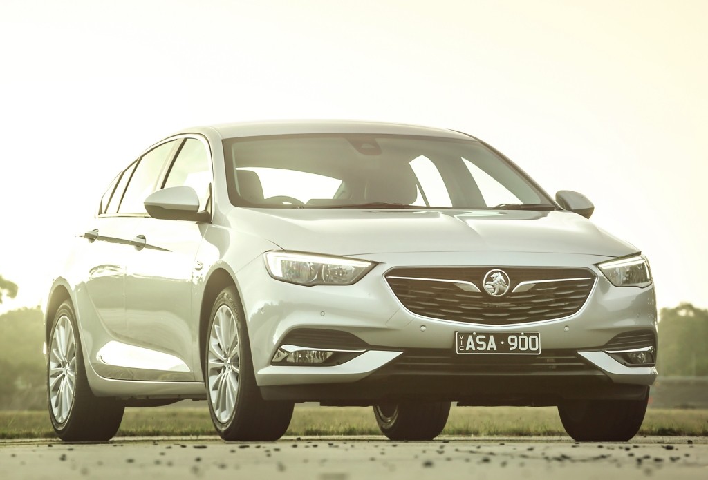 Holden Commodore Sedan photo 22