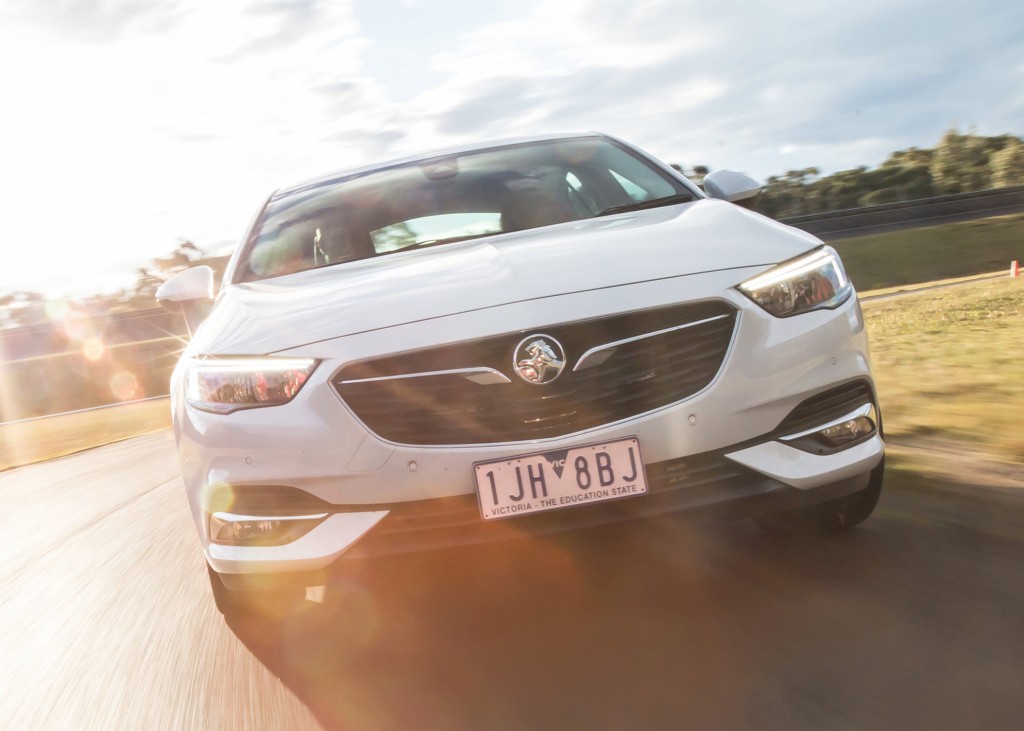 Holden Commodore Sedan photo 4