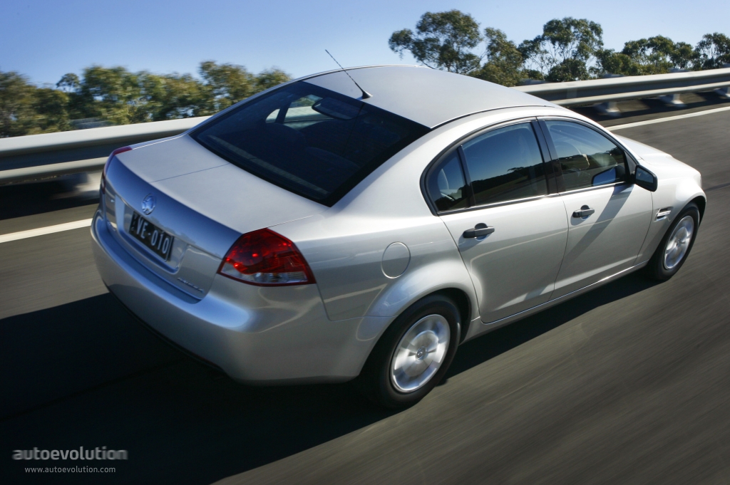 Holden Commodore Sedan photo 5