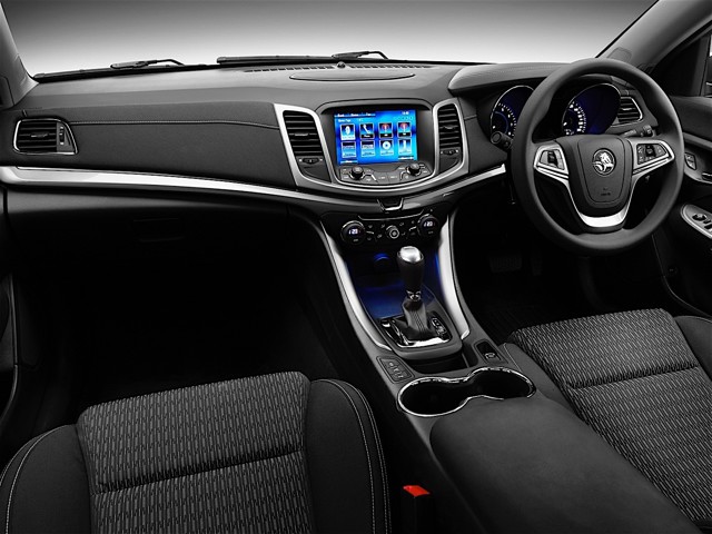 Holden Commodore Sedan photo 35
