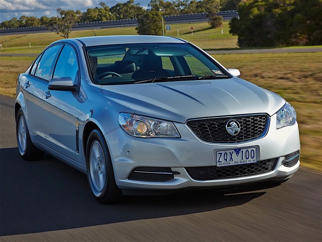 Holden Commodore Sedan photo 3