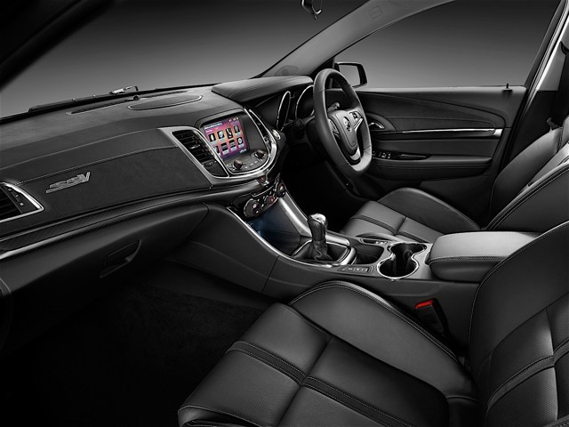 Holden Commodore Sedan photo 36