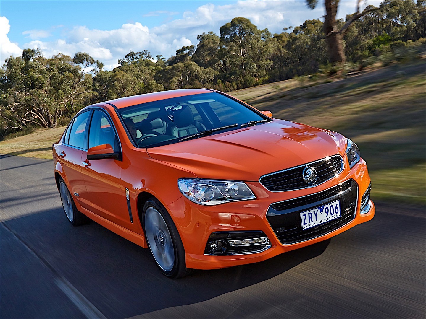 Holden Commodore Sedan photo 16