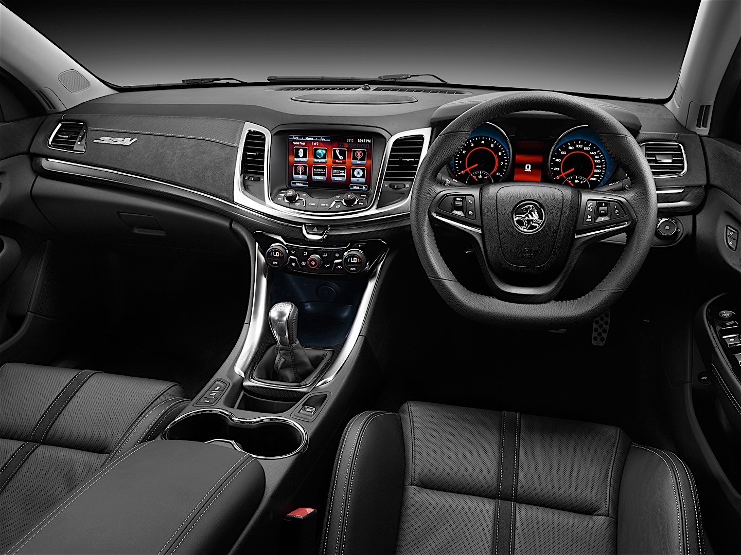 Holden Commodore Sedan photo 37