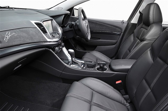 Holden Commodore Sedan photo 41