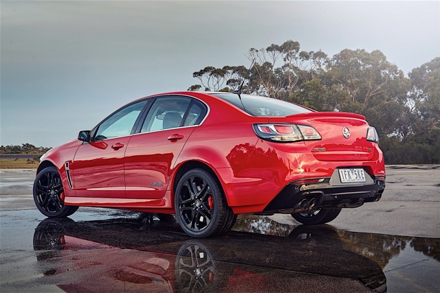 Holden Commodore Sedan photo 1