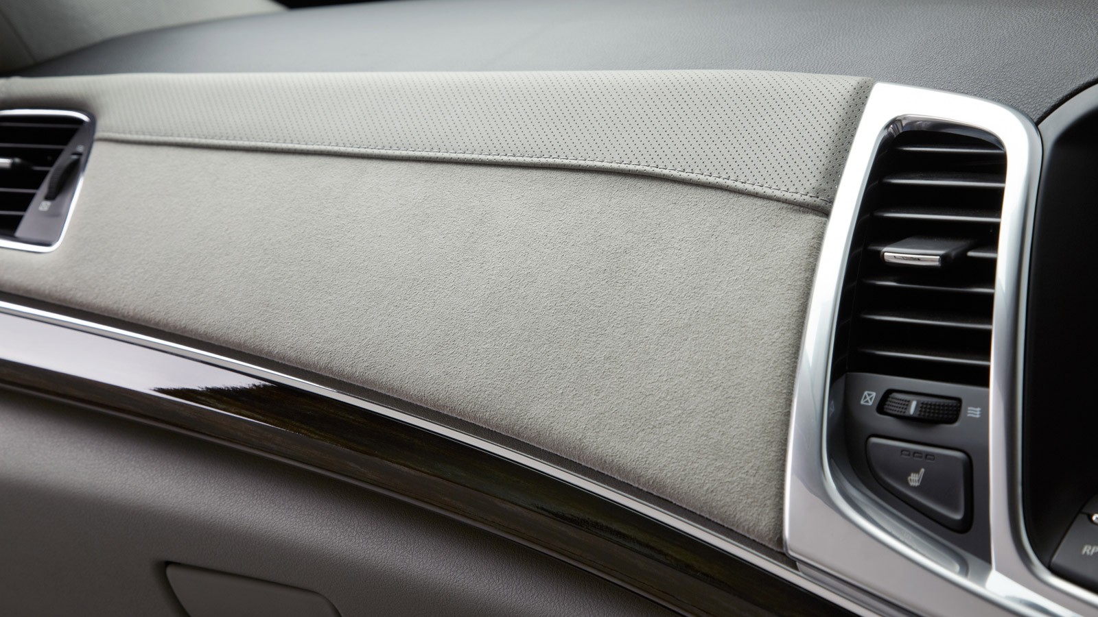 Holden Commodore Sedan photo 21