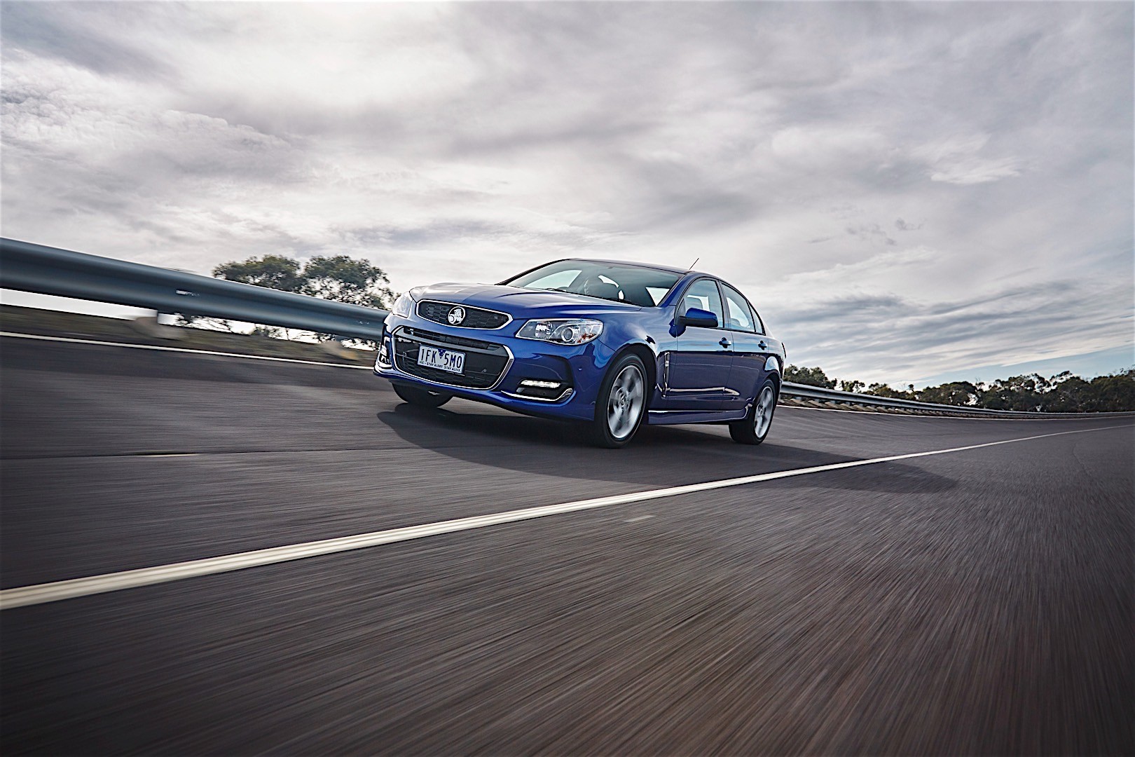 Holden Commodore Sedan photo 6