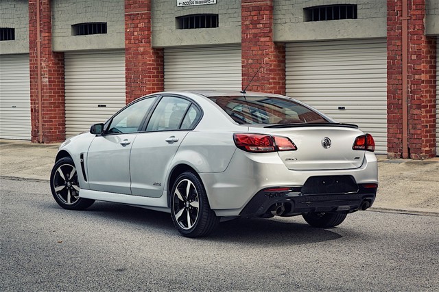 Holden Commodore Sedan photo 9