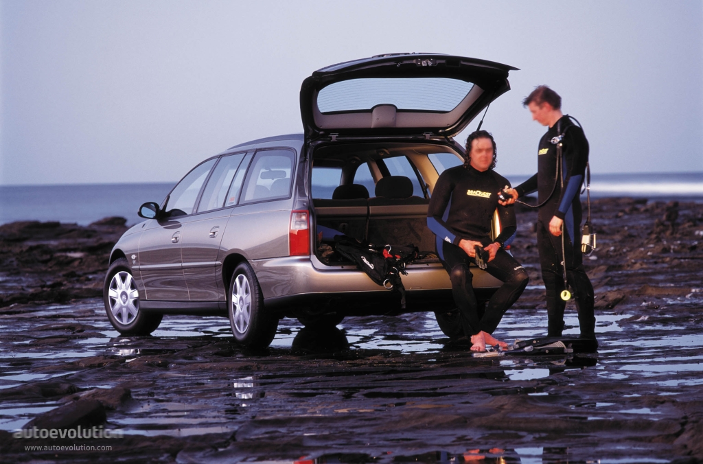 Holden Commodore Wagon photo 2