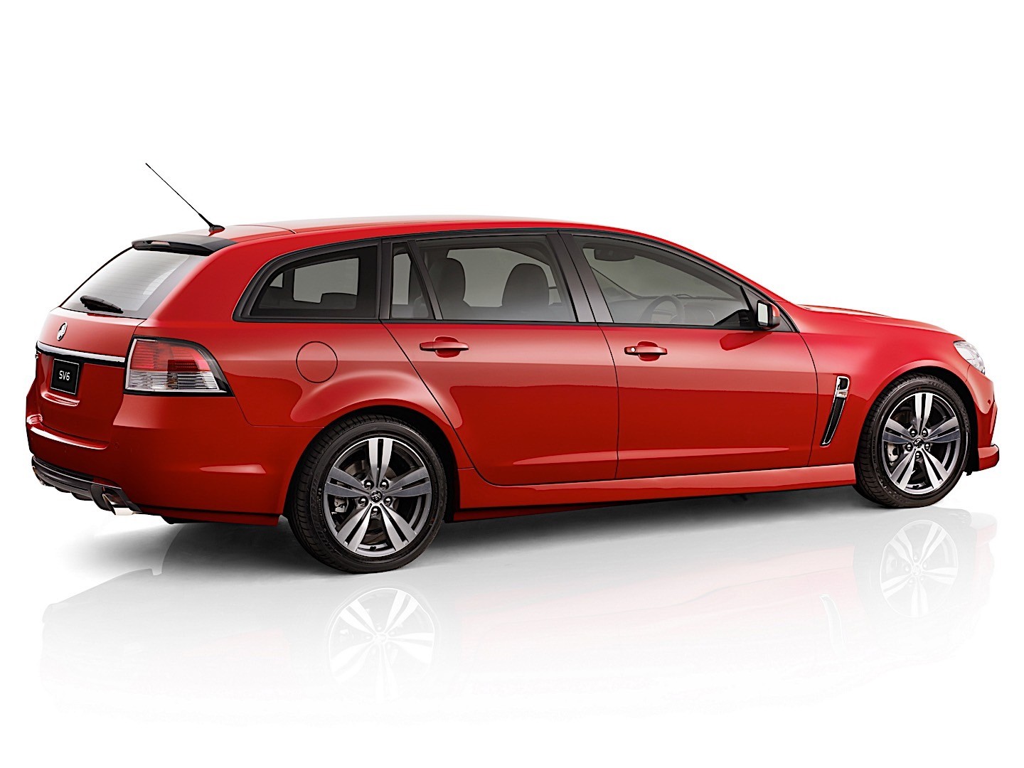 Holden Commodore Wagon photo 3