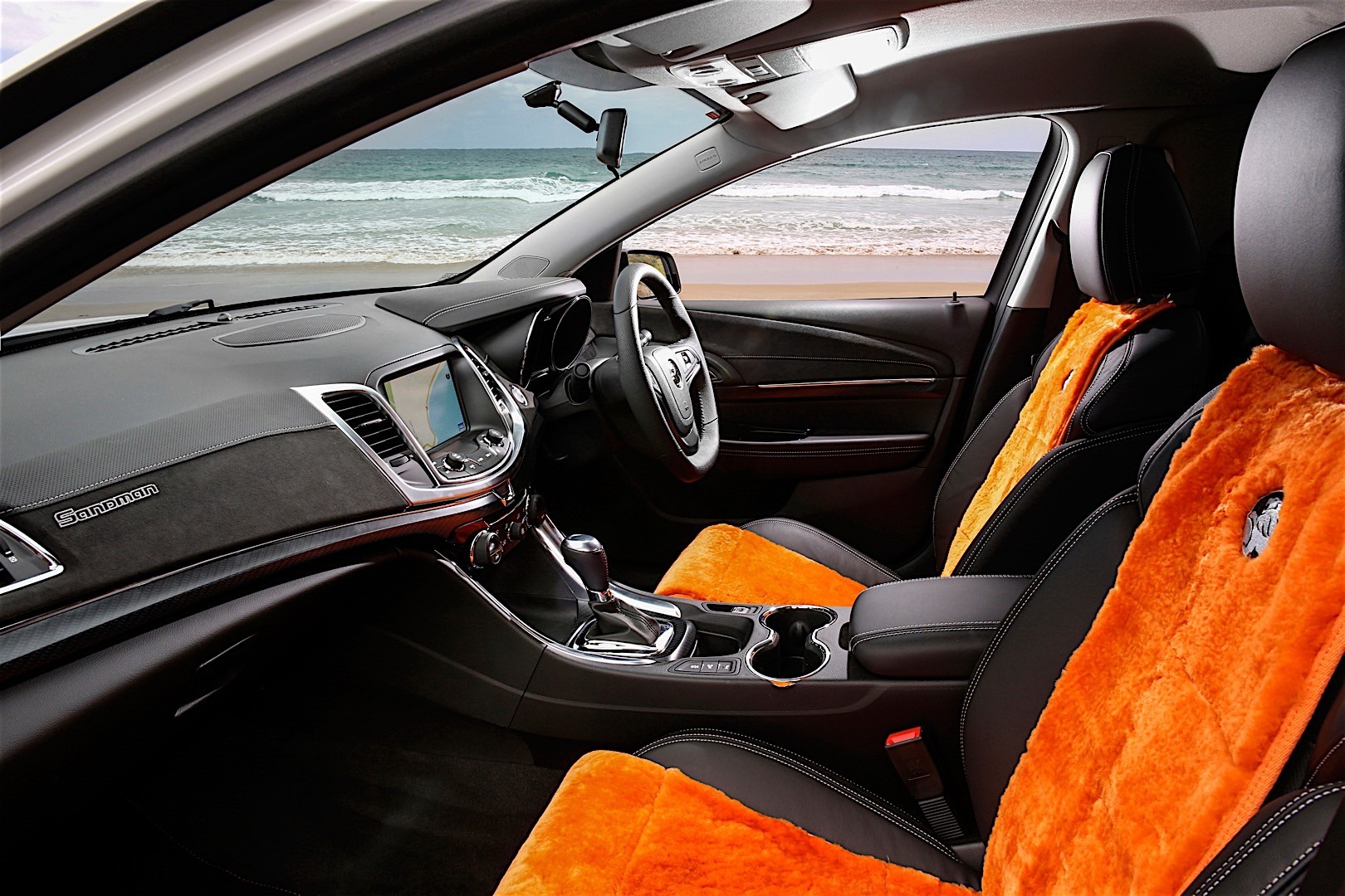 Holden Commodore Wagon photo 11