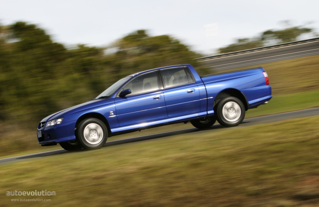 Holden Crewman photo 4