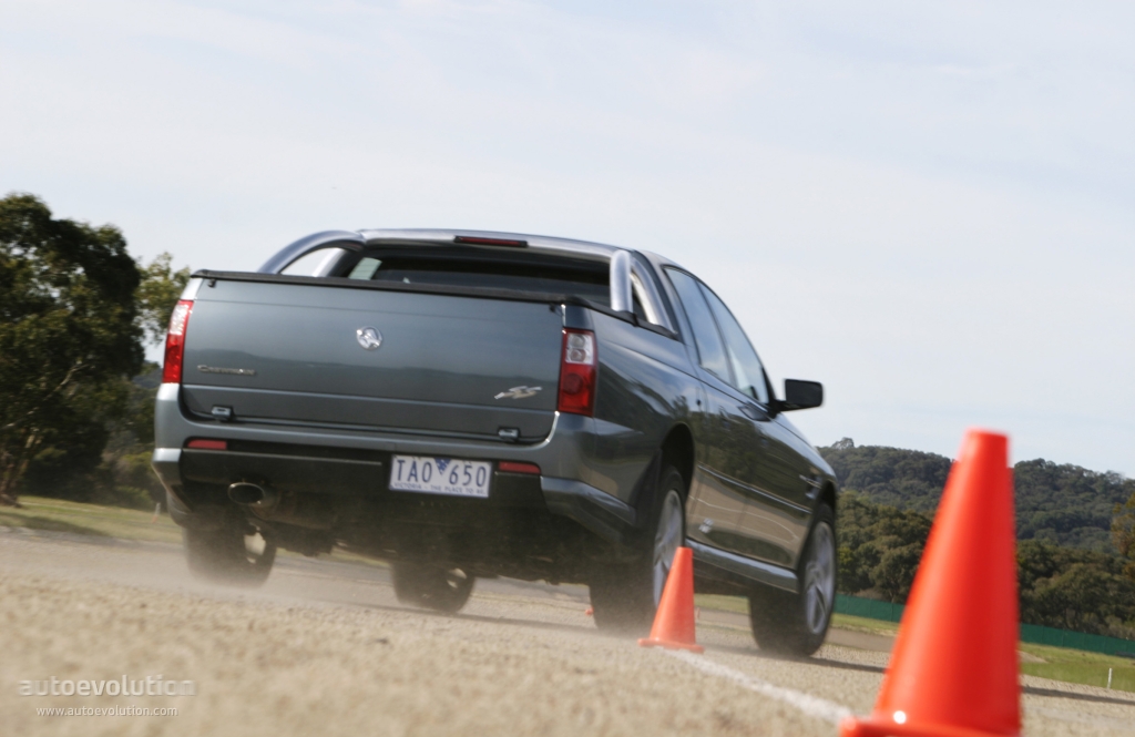 Holden Crewman photo 6