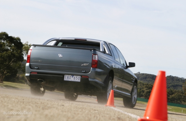 Holden Crewman photo 6