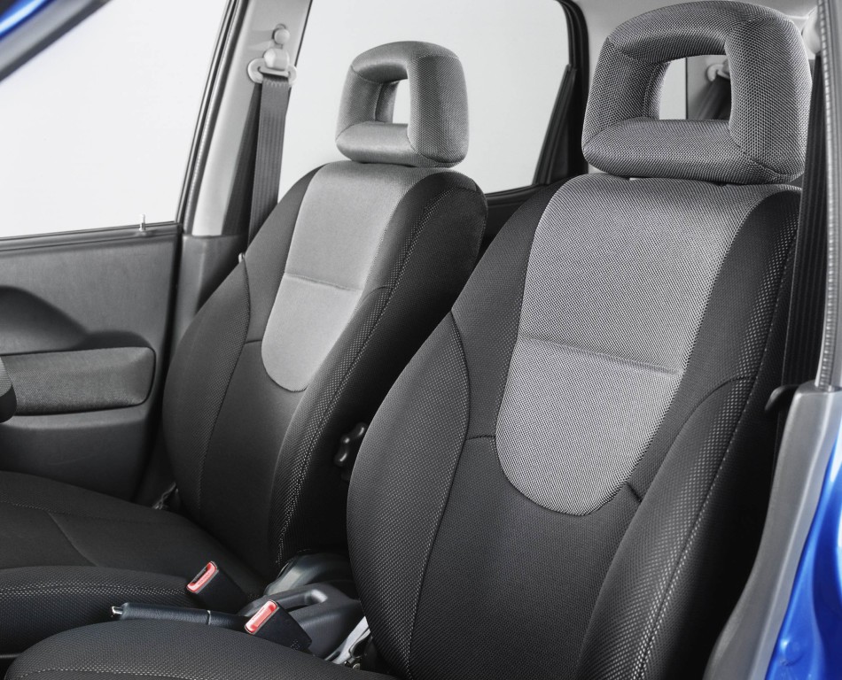 Holden Cruze Mk I photo 25