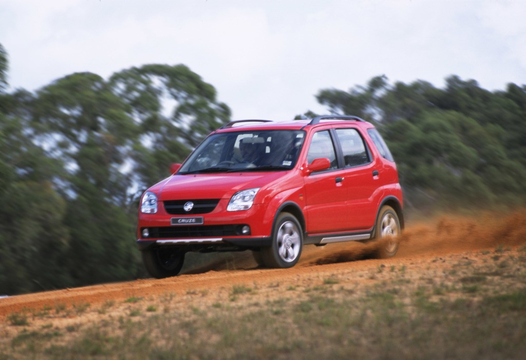 Holden Cruze Mk I photo 18