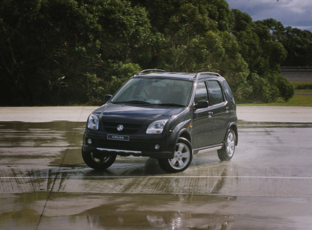 Holden Cruze Mk I photo 20