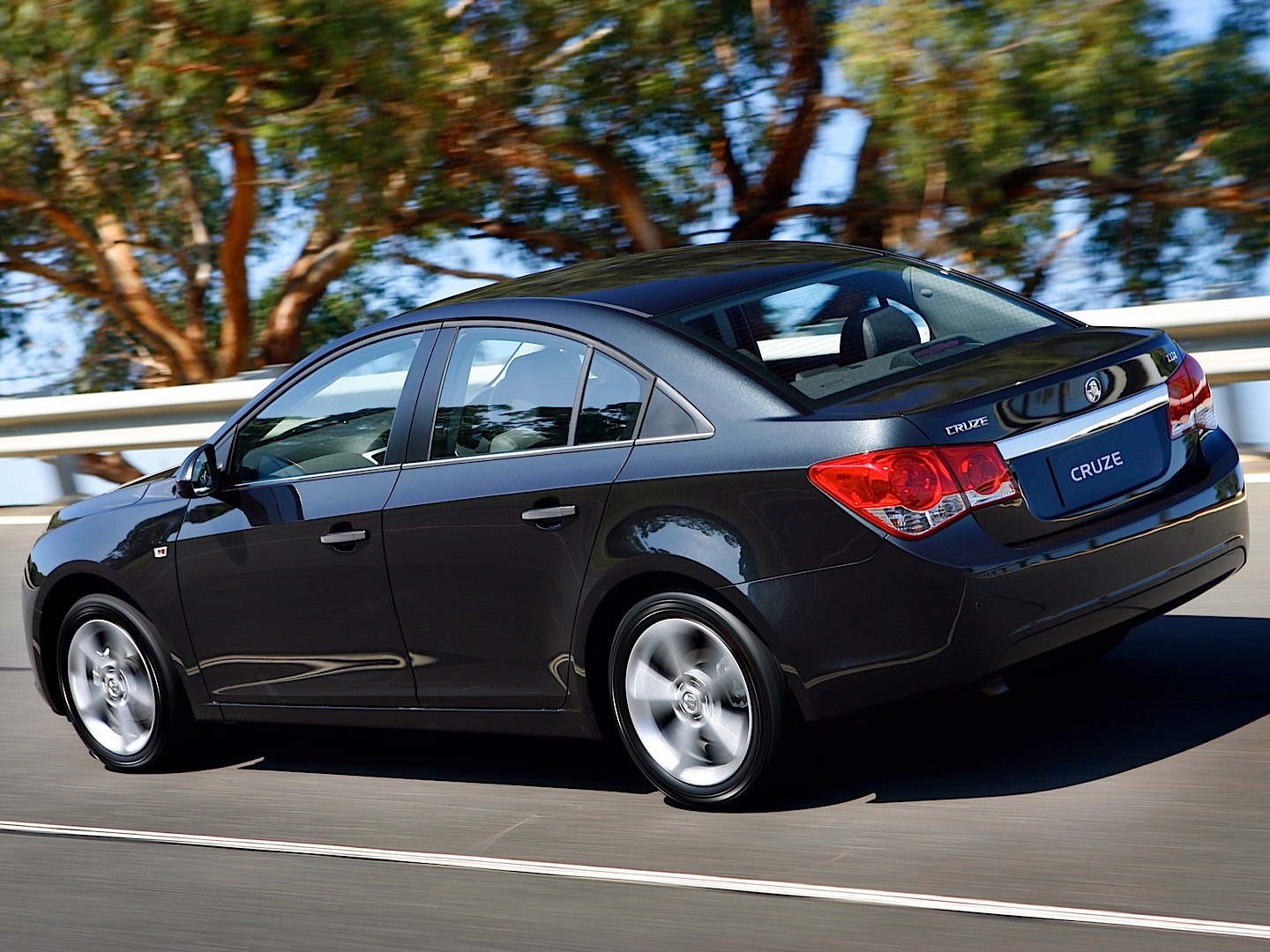 Holden Cruze Mk Ii photo 25