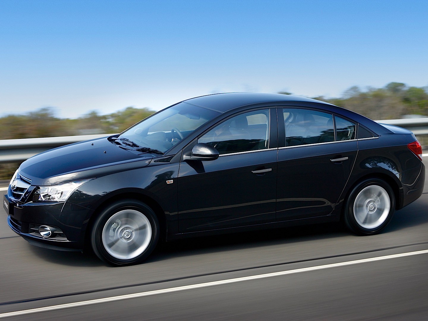 Holden Cruze Mk Ii photo 26