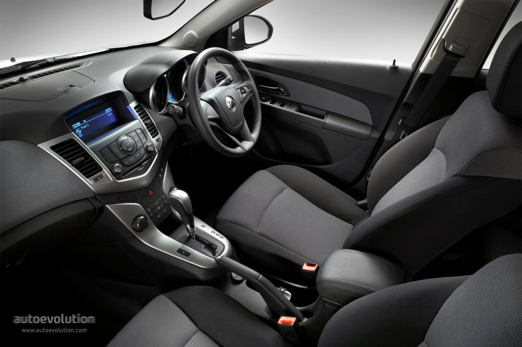 Holden Cruze Mk Ii photo 42