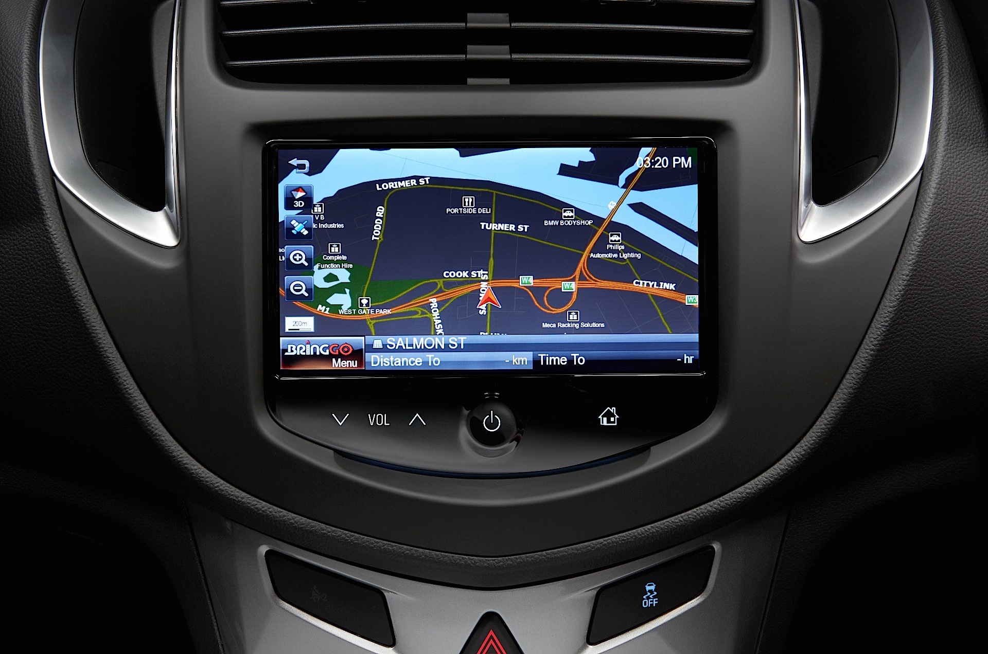 Holden Trax photo 32