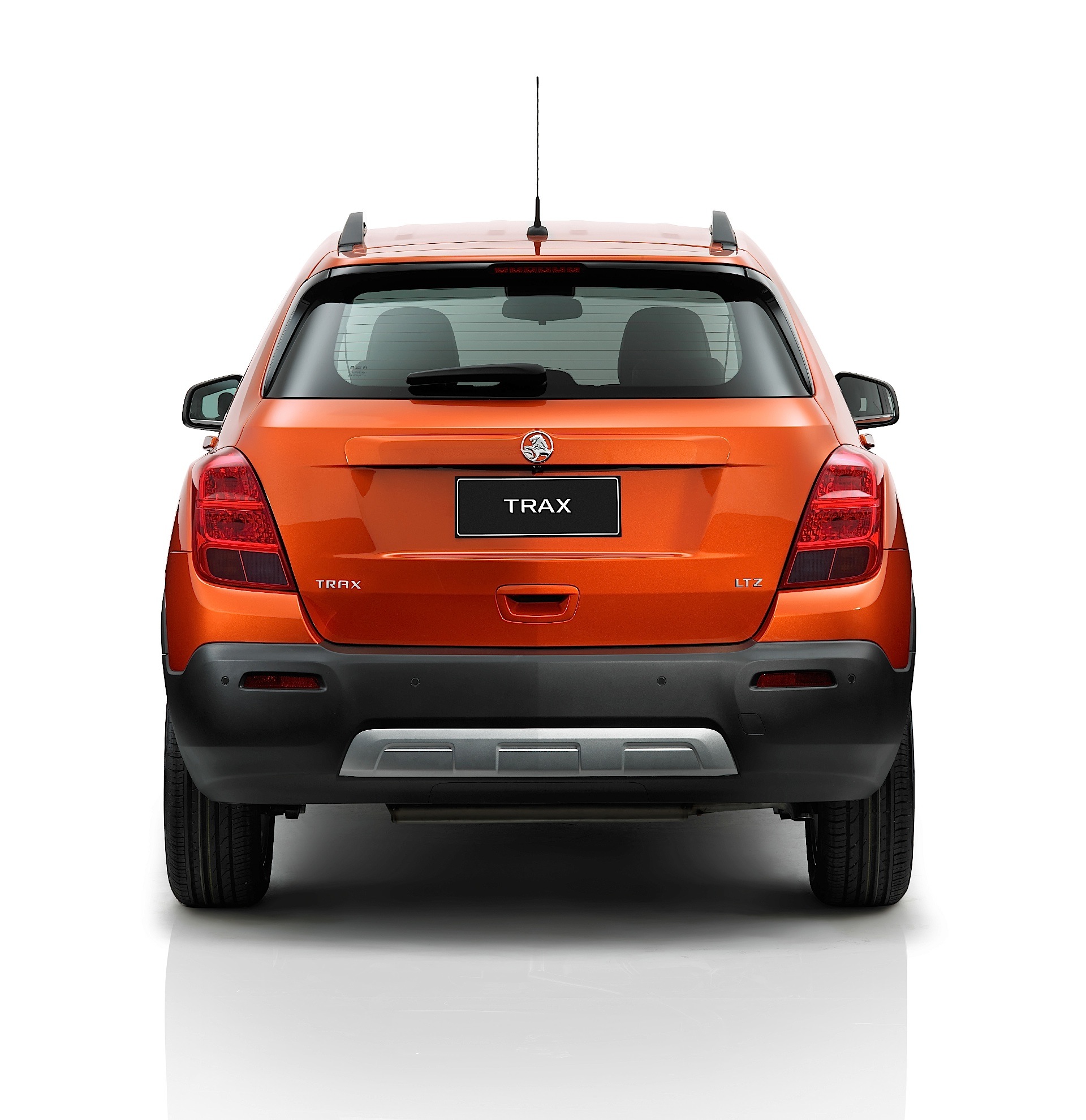 Holden Trax photo 13