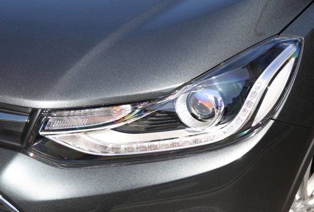Holden Trax photo 4