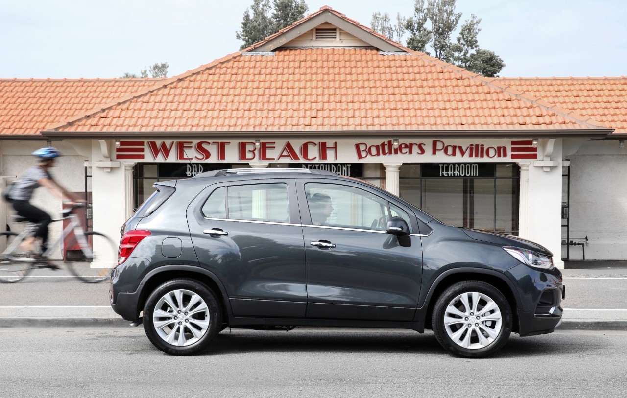 Holden Trax photo 15