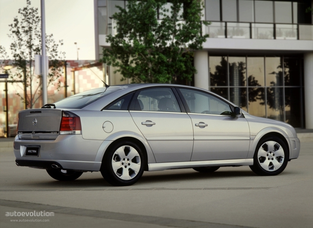 Holden Vectra Liftback foto 3