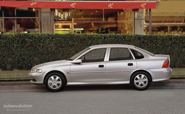 Holden Vectra Sedan photo 4