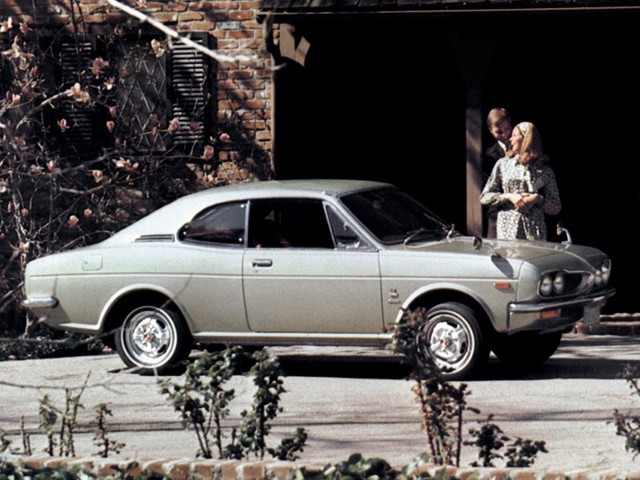 Honda 1300 Coupe photo 2