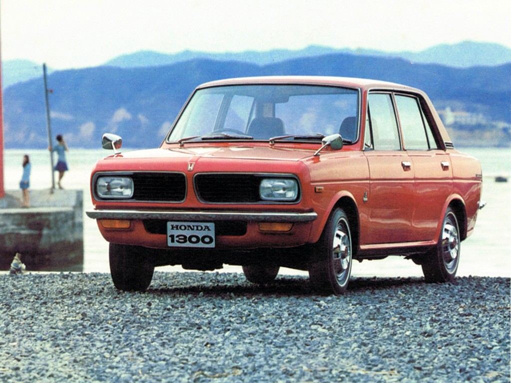 Honda 1300 Sedan photo 3