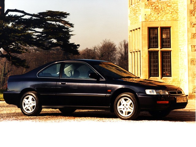 Honda Accord Coupe foto 8