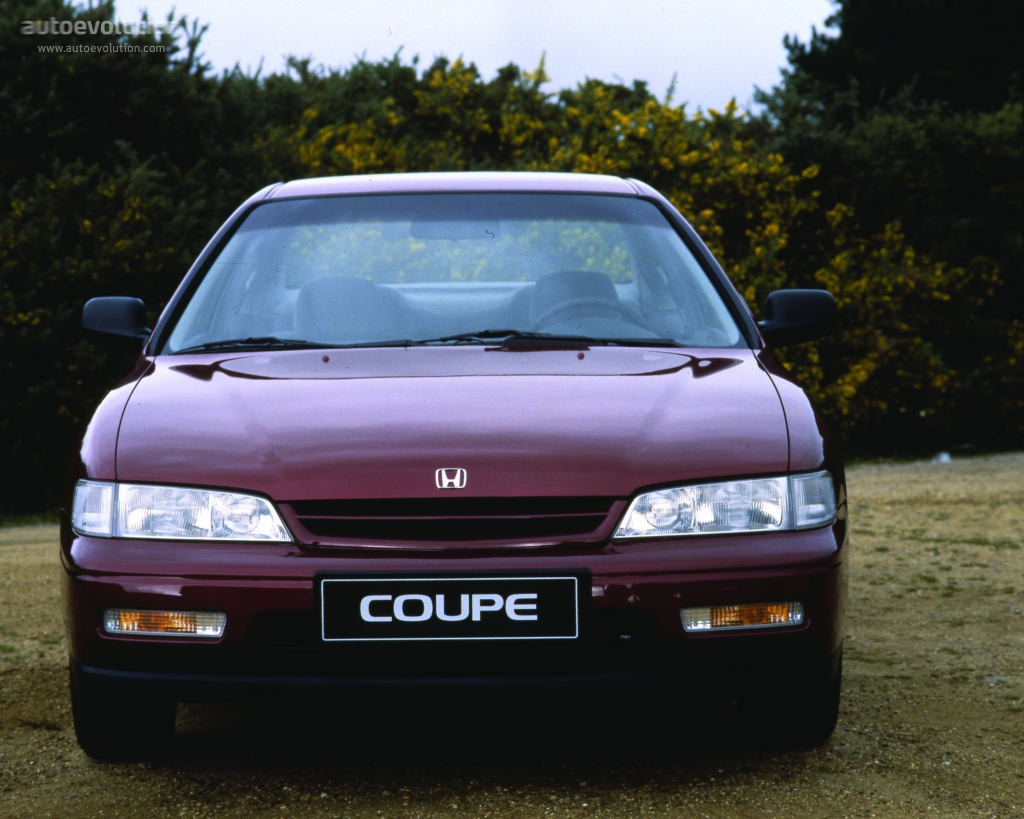 Honda Accord Coupe photo 3
