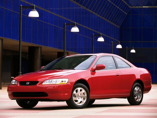 Honda Accord Coupe Foto 13