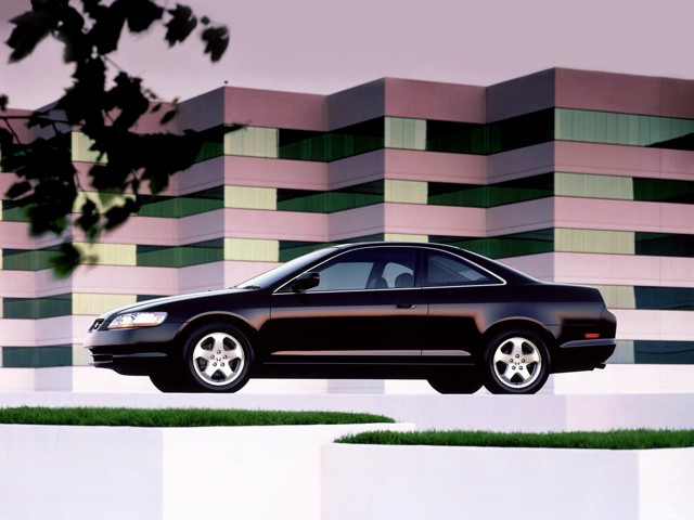 Honda Accord Coupe Foto 15