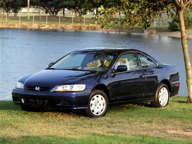 Honda Accord Coupe Foto 16