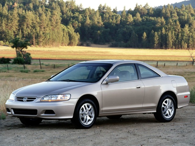 Honda Accord Coupe Foto 17