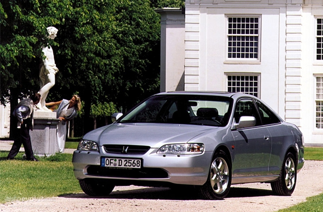 Honda Accord Coupe Foto 1