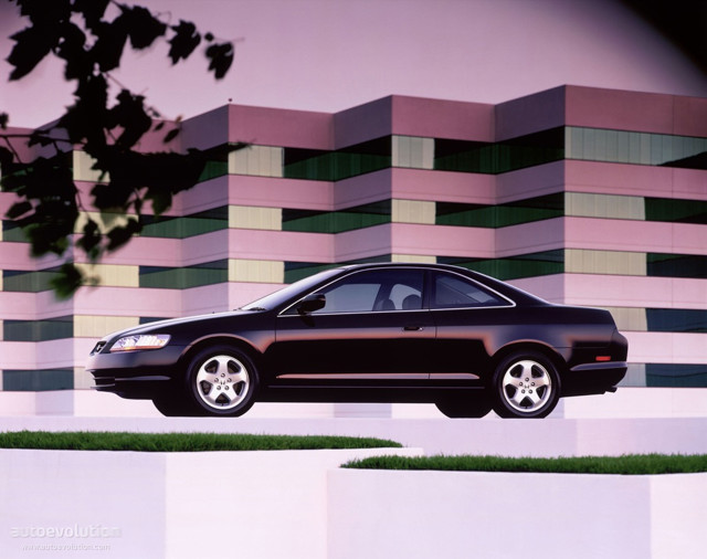 Honda Accord Coupe Foto 8