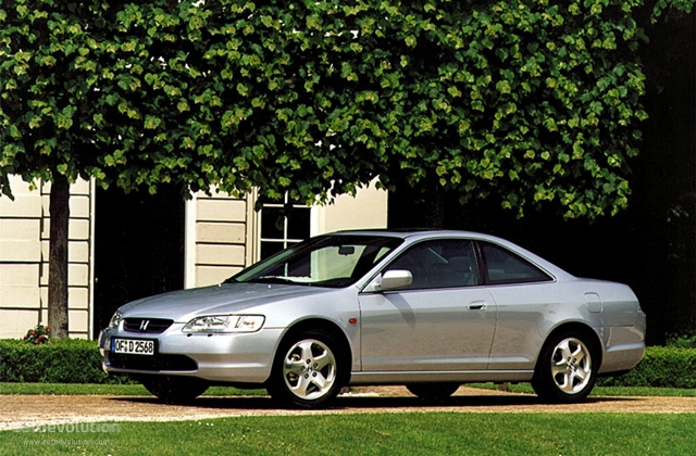 Honda Accord Coupe Foto 3